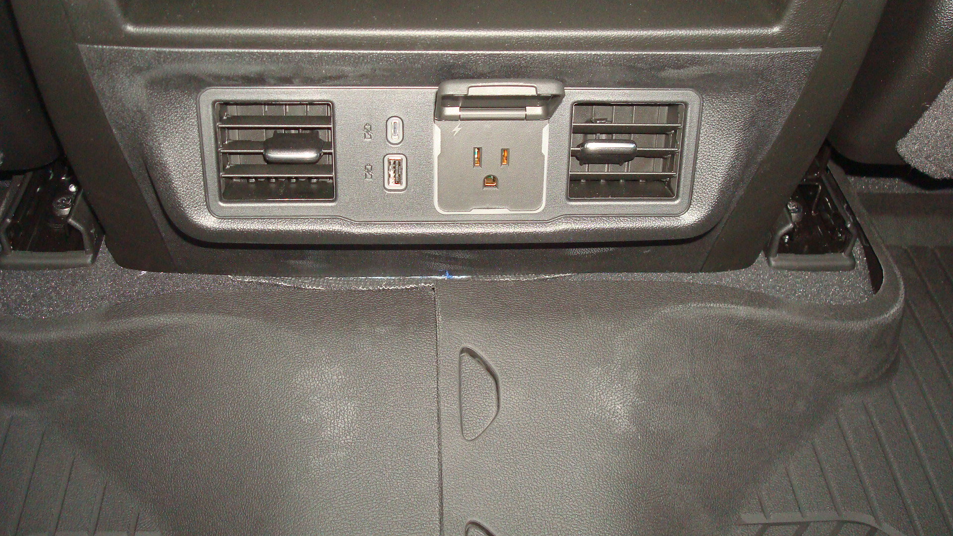 New 2025 Chevrolet Silverado 3500 LT w/ Trail Boss Package image 11