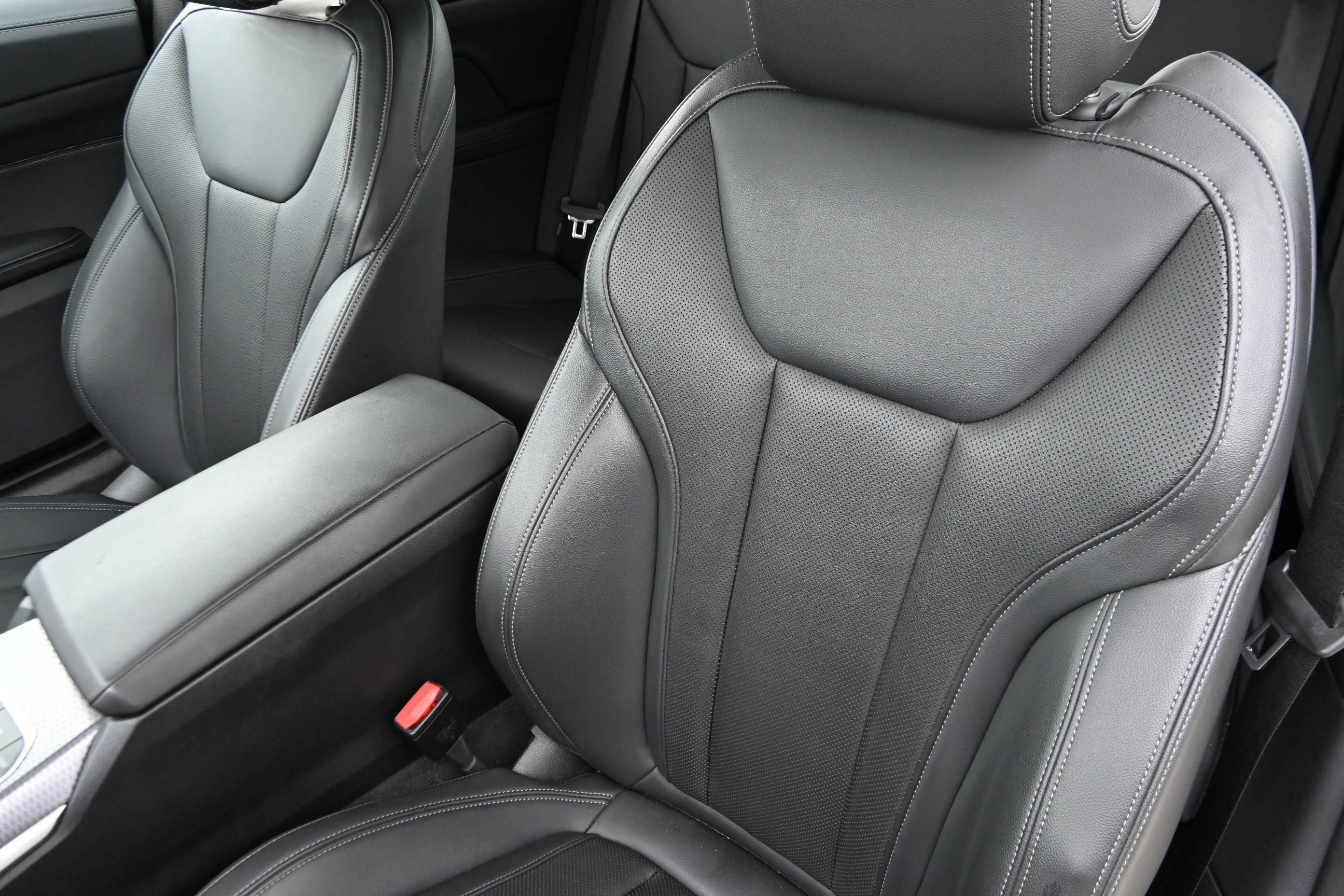 Certified 2025 BMW M440i Convertible image 12