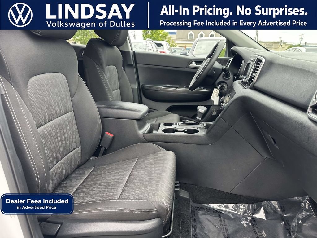 Used 2019 Kia Sportage LX FWD image 11