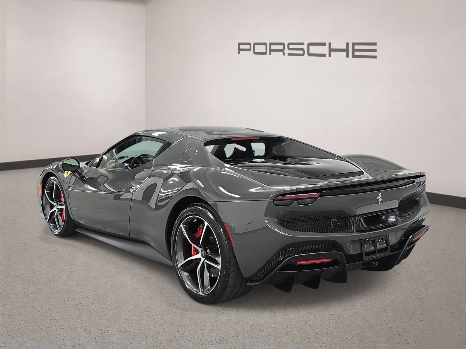 Used 2023 Ferrari 296 GTB RWD image 3