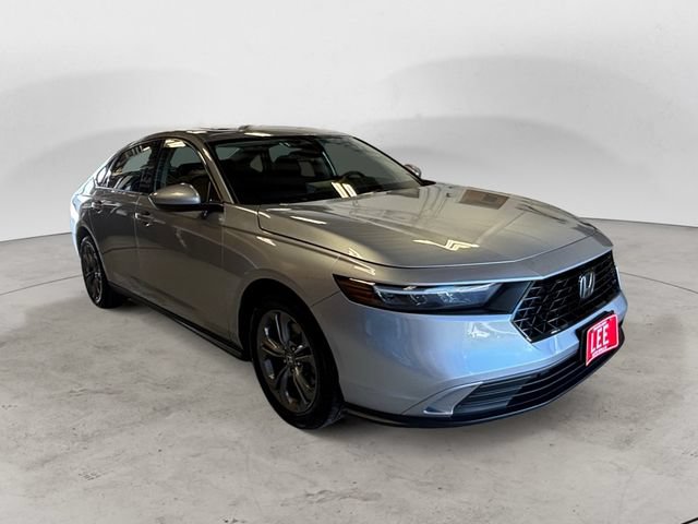 Used 2024 Honda Accord EX image 8