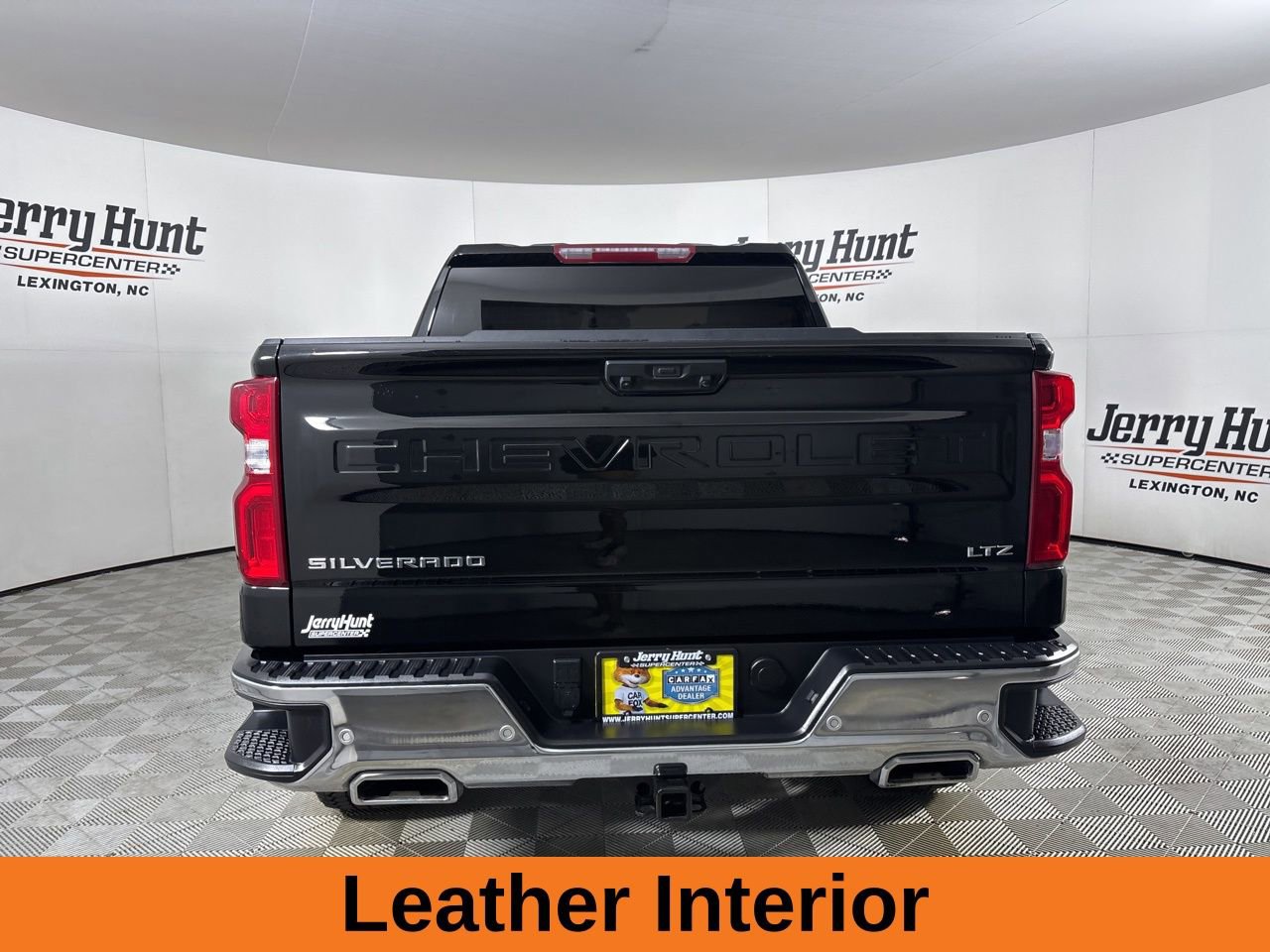 Used 2024 Chevrolet Silverado 1500 LTZ w/ Z71 Off-Road Package image 6