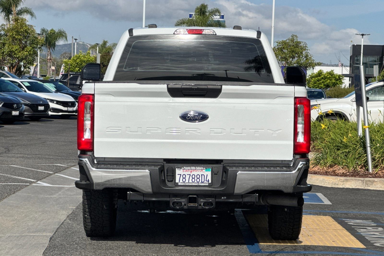 Used 2023 Ford F250 XL w/ FX4 Off-Road Package AWD/4WD image 5