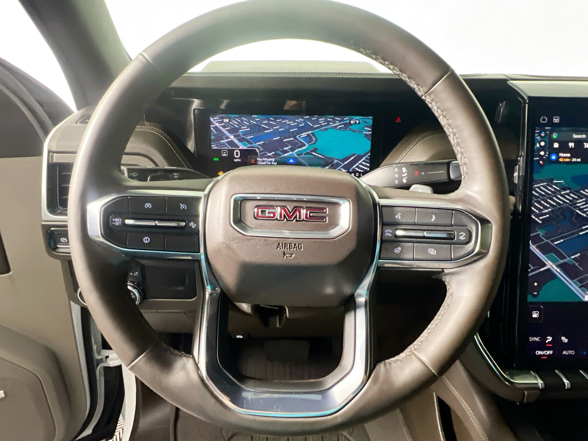 Used 2025 GMC Yukon Elevation RWD image 17