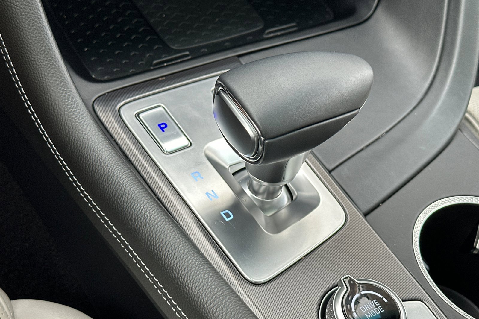 Used 2025 Genesis G70 2.5T w/ Sport Prestige Package image 22