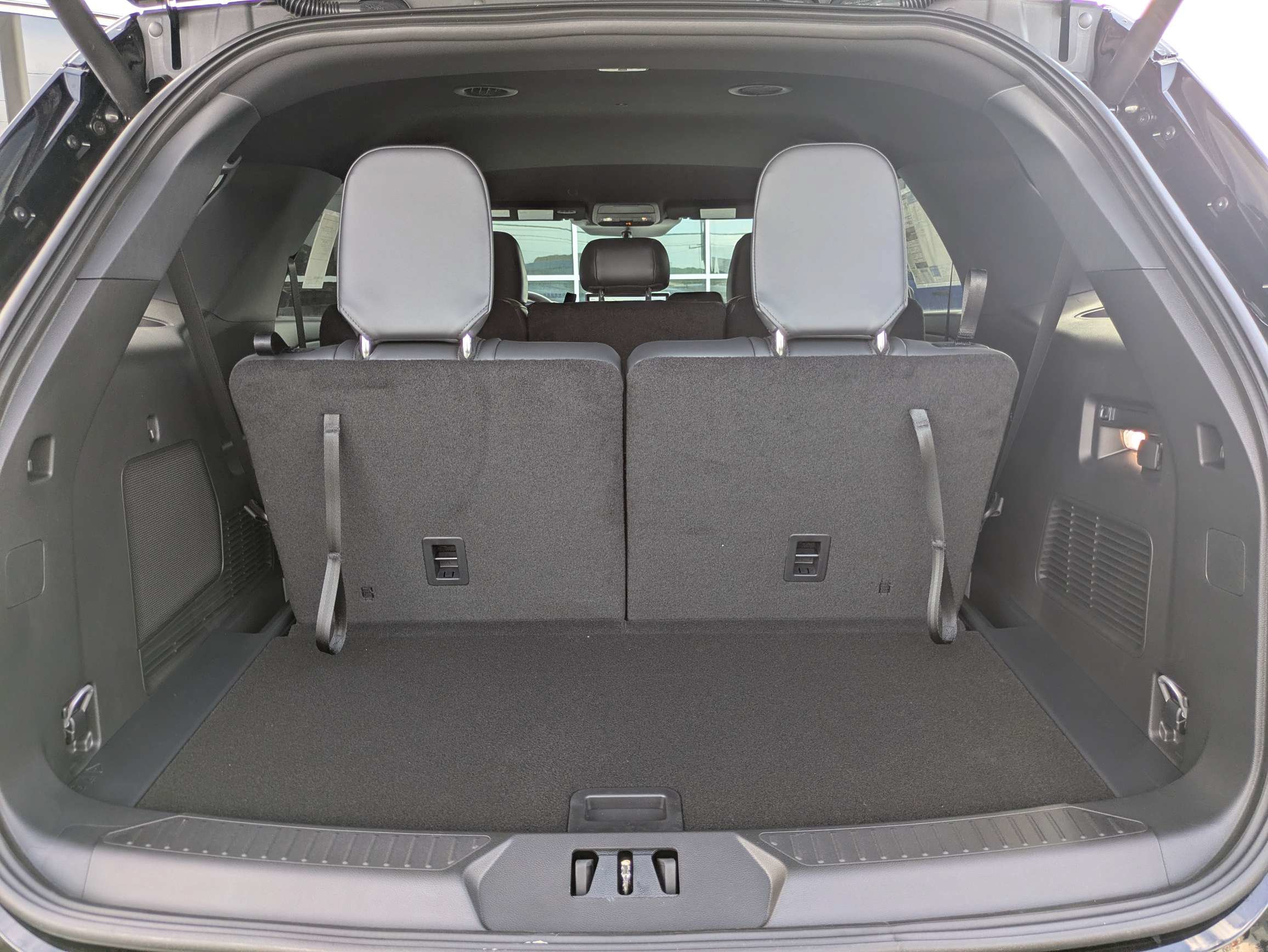 New 2026 Ford Explorer ST-Line RWD image 13
