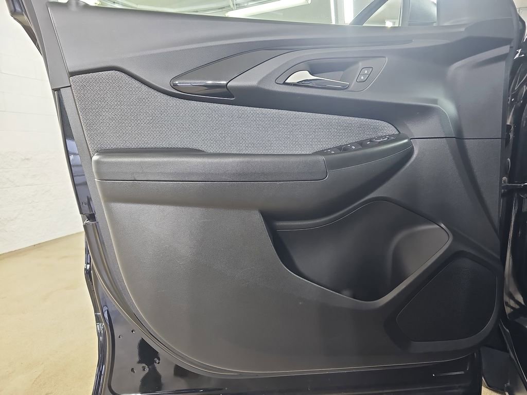 Certified 2023 Chevrolet TrailBlazer LS image 31