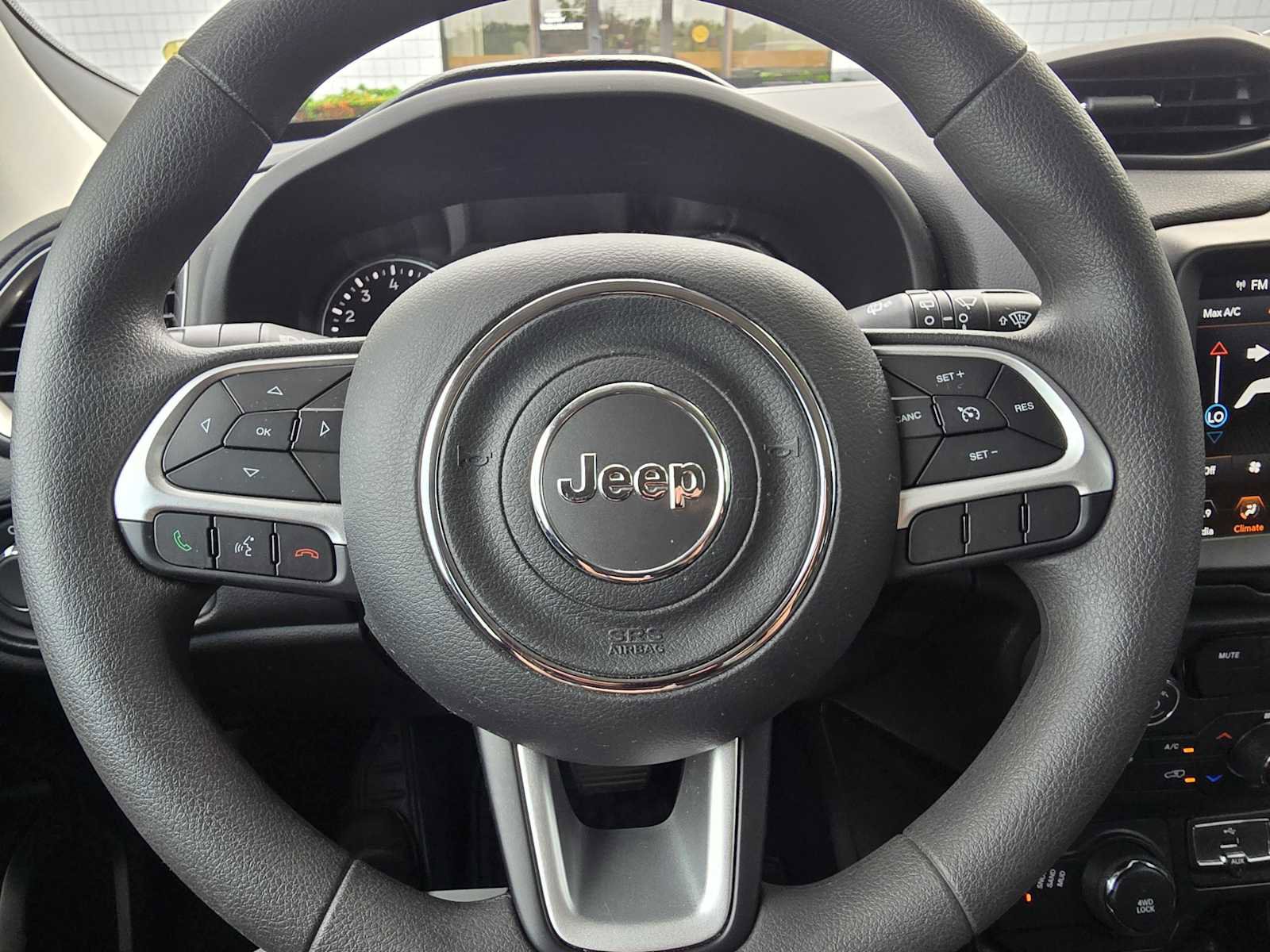 Used 2023 Jeep Renegade Latitude AWD/4WD image 20
