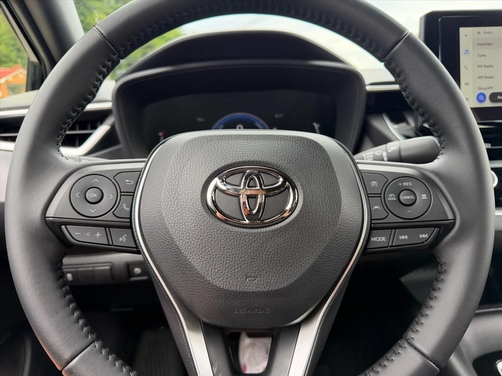 Used 2026 Toyota Corolla SE FWD image 15
