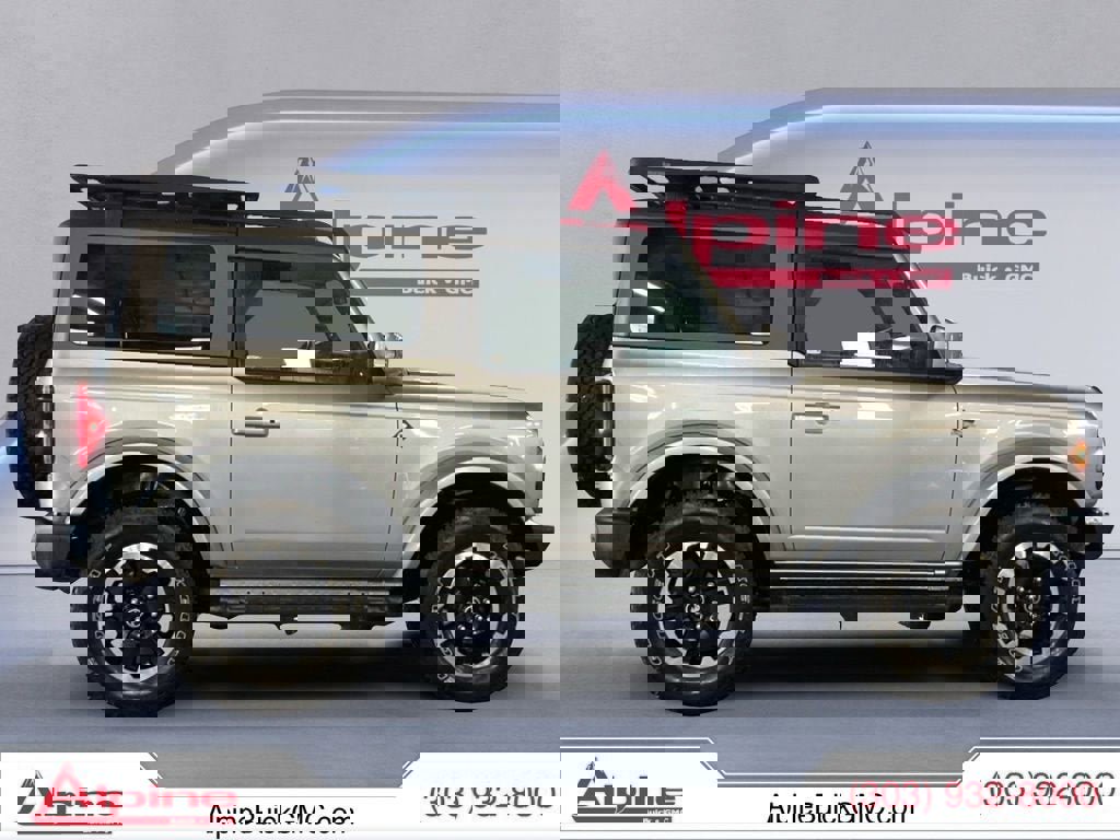 Used 2021 Ford Bronco Outer Banks image 6