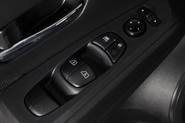 Certified 2023 Nissan Kicks SV FWD image 22