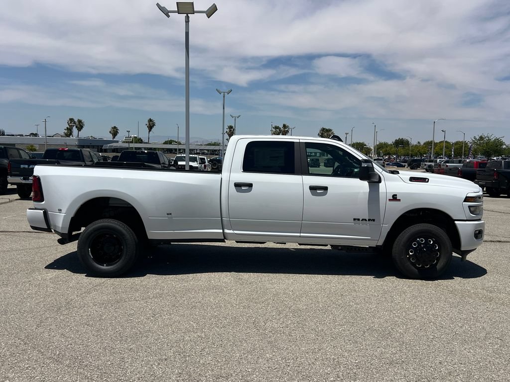 New 2026 RAM 3500 Big Horn AWD/4WD image 9