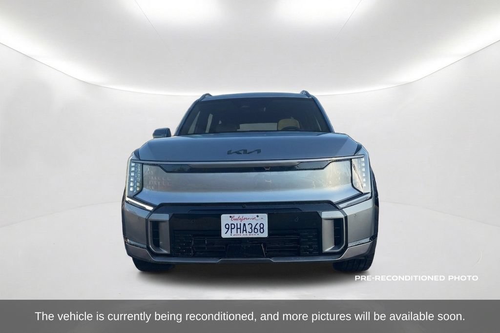 Used 2024 Kia EV9 GT-Line AWD/4WD image 2