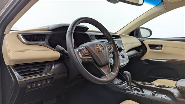 Used 2017 Toyota Avalon Limited FWD image 23