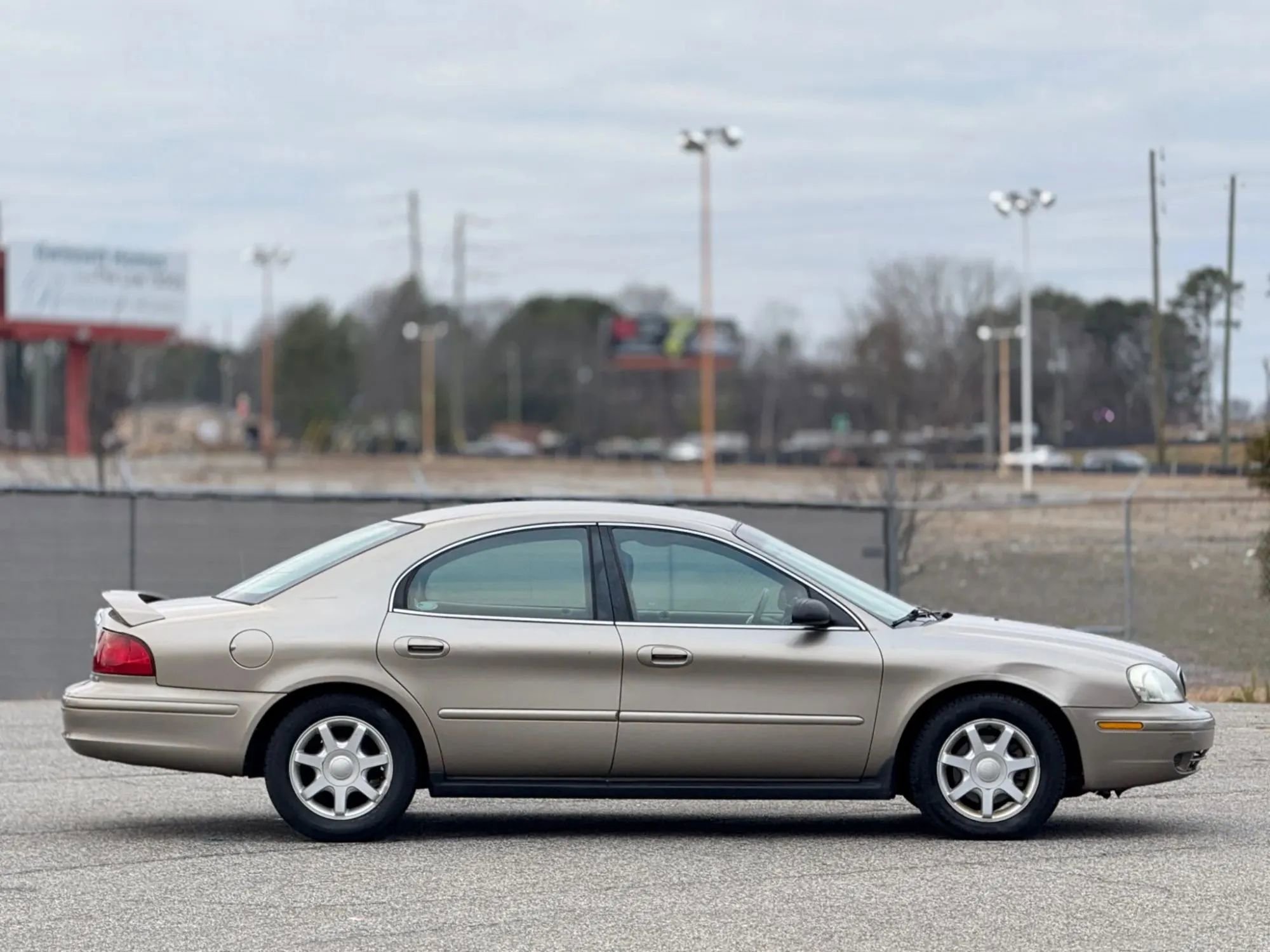 Used 2003 Mercury Sable GS image 7