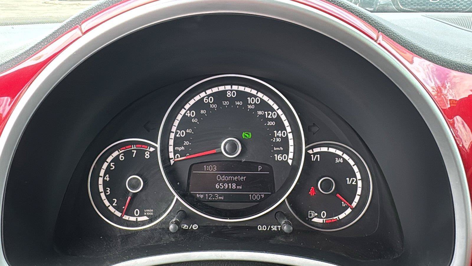 Used 2015 Volkswagen Beetle 1.8T FWD image 10