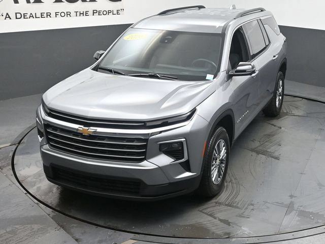 Used 2026 Chevrolet Traverse LT w/ Driver Confidence Package FWD image 49