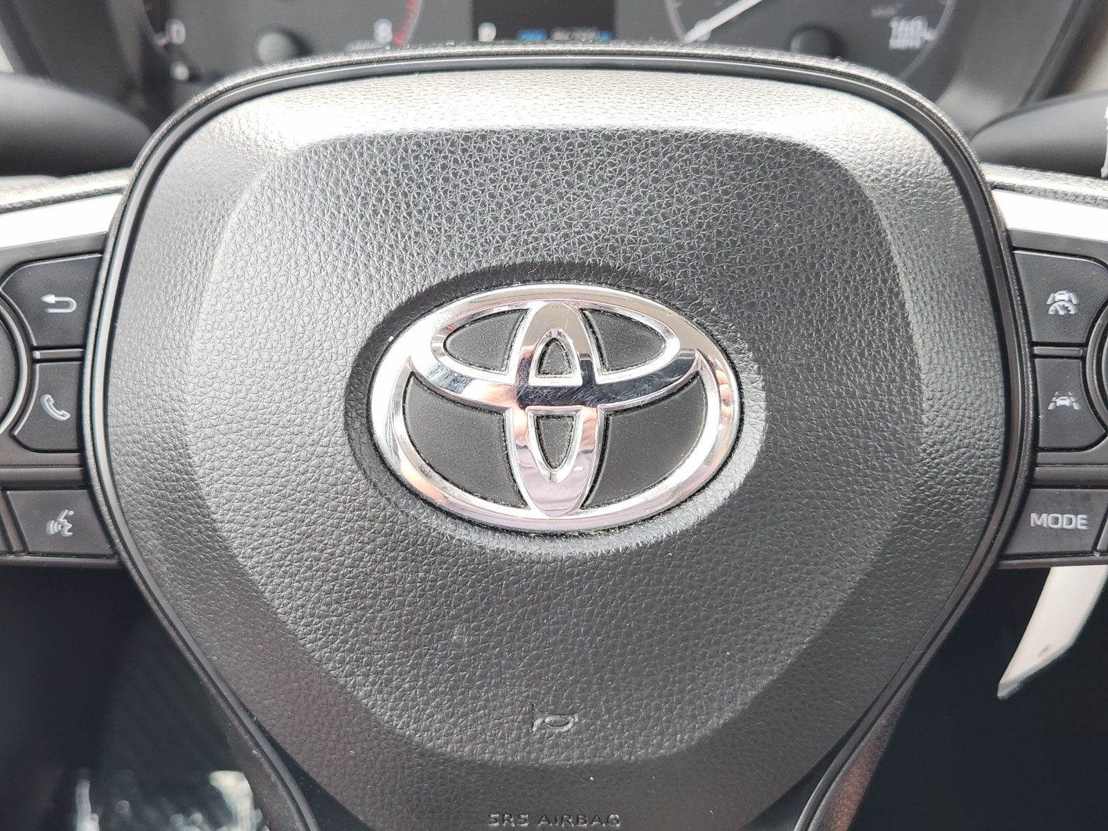 Used 2024 Toyota Corolla LE FWD image 35