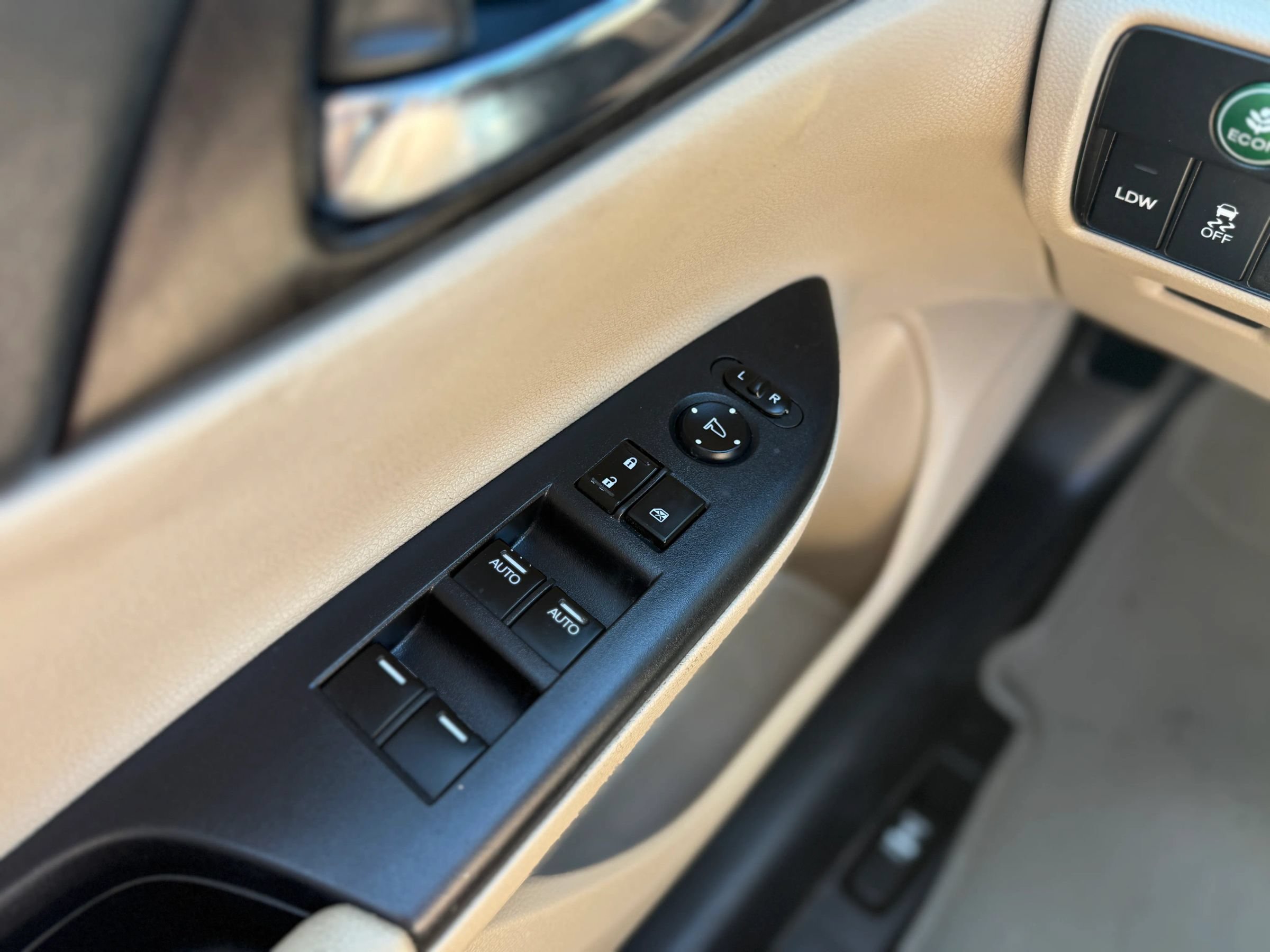 Used 2014 Honda Accord EX-L image 27