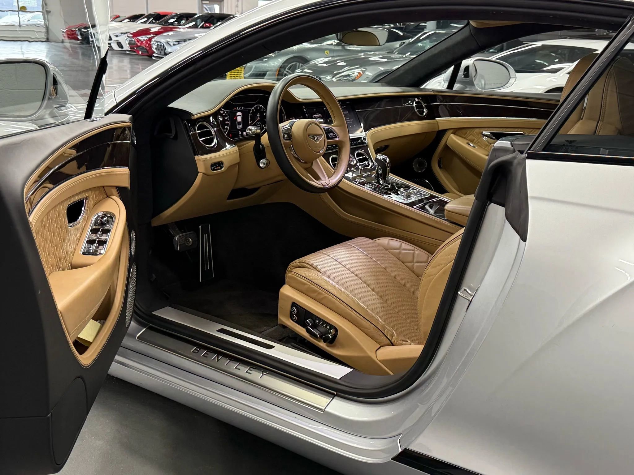 Used 2022 Bentley Continental GT image 24