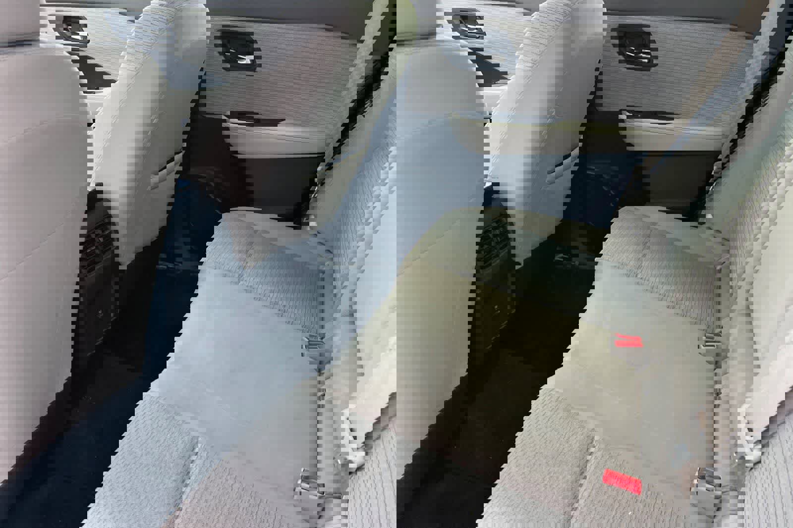 Certified 2023 Nissan Rogue SV image 5