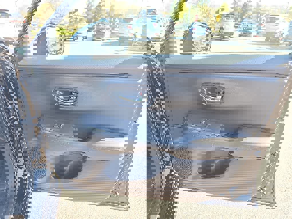 Used 2023 Honda HR-V EX-L image 25