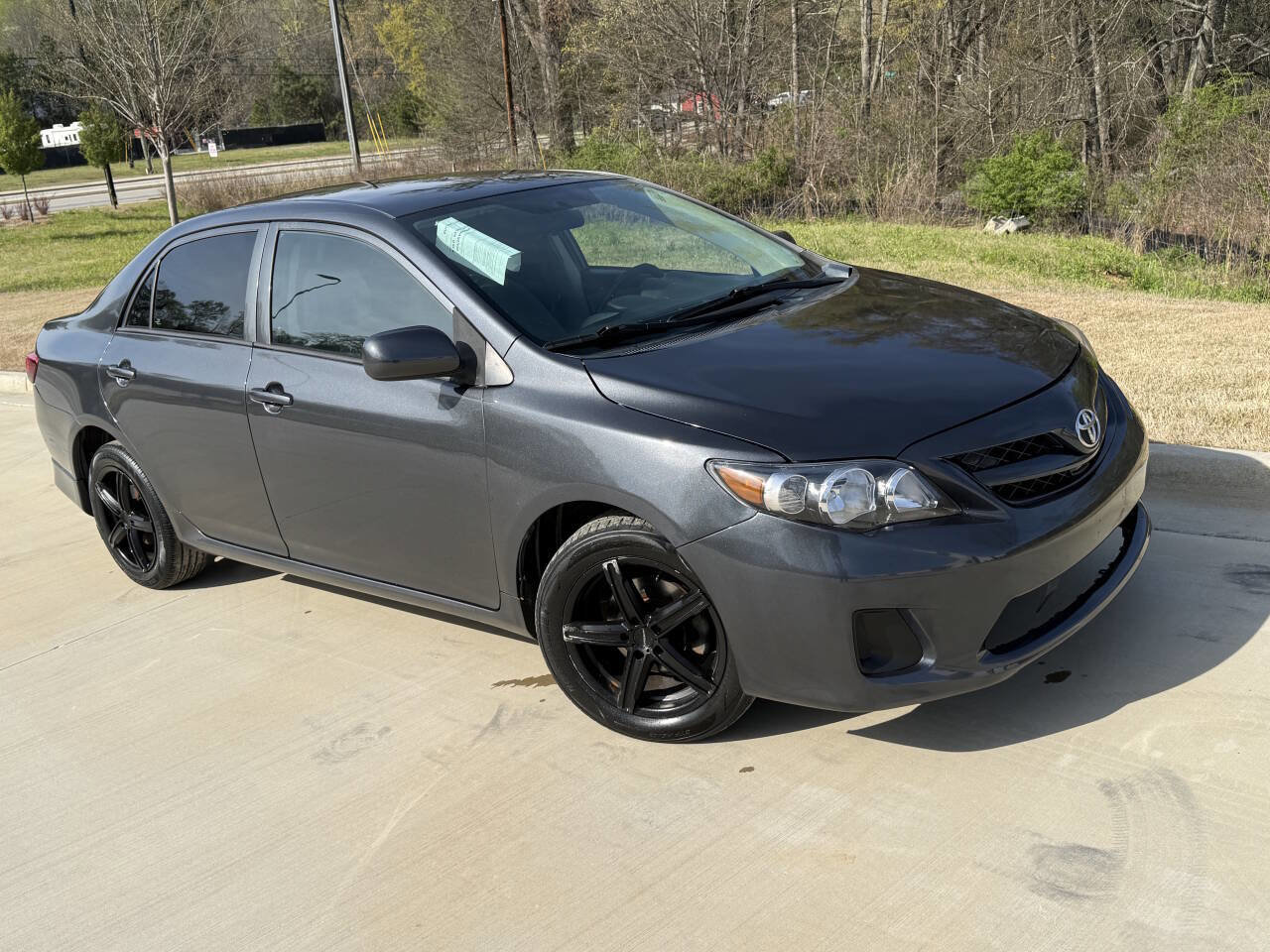 Used 2012 Toyota Corolla L image 1