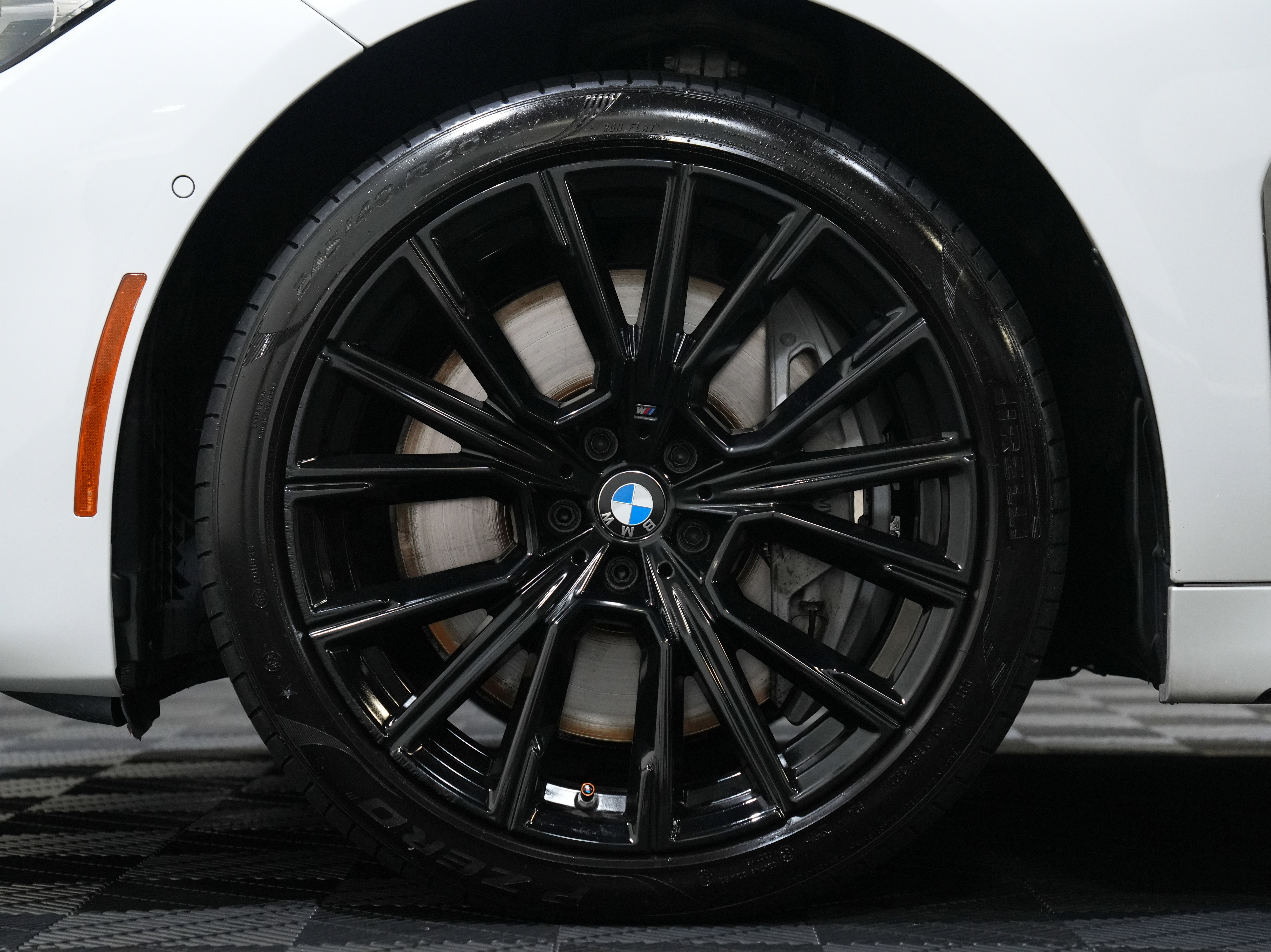 Used 2020 BMW 750i xDrive image 57