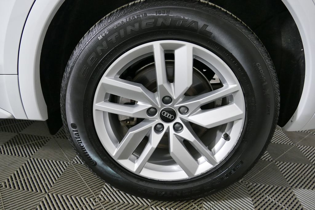 Certified 2023 Audi Q5 2.0T Premium w/ Convenience Package AWD/4WD image 25