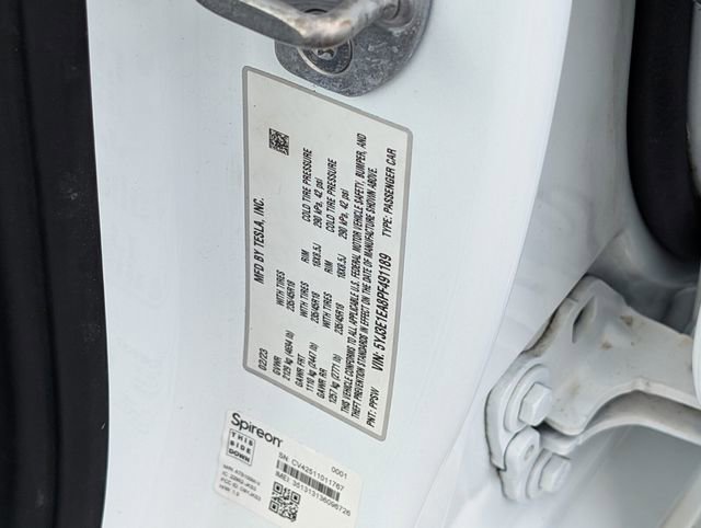 Used 2023 Tesla Model 3 Standard Range image 19