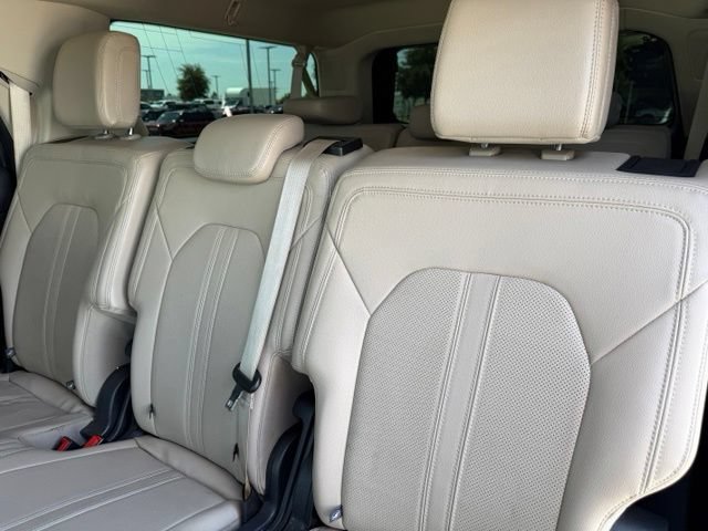 Used 2023 Ford Expedition Max Limited AWD/4WD image 22