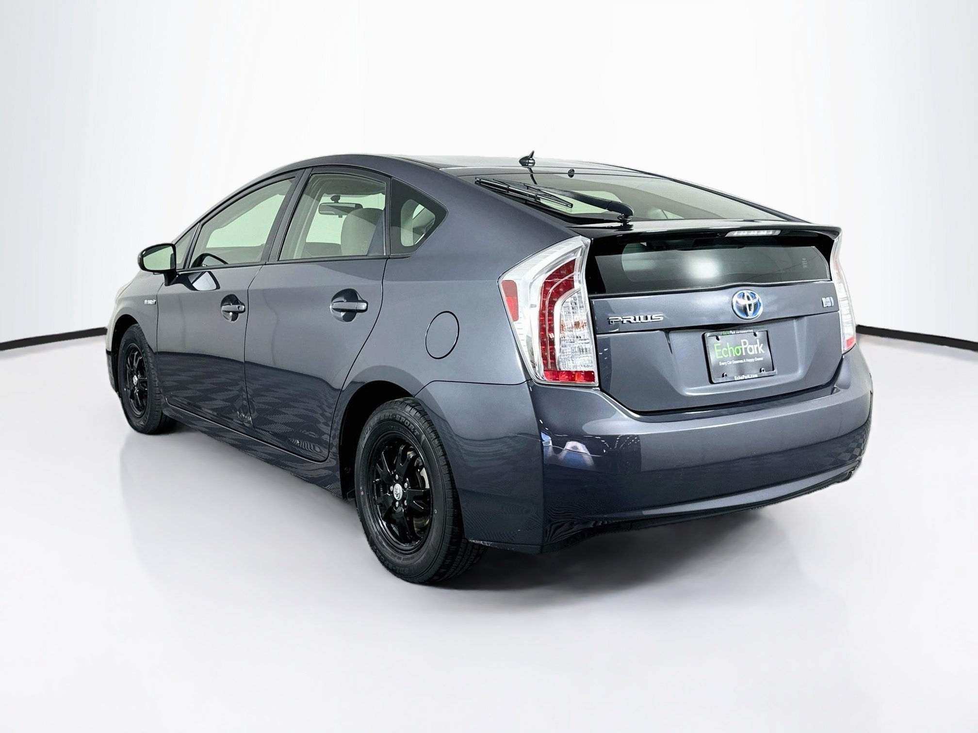Used 2014 Toyota Prius Two FWD image 5