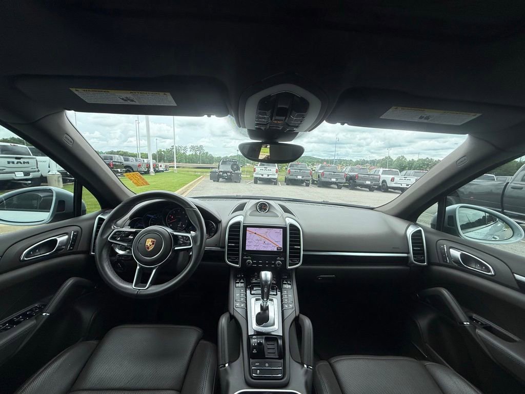 Used 2017 Porsche Cayenne Platinum Edition AWD/4WD image 7