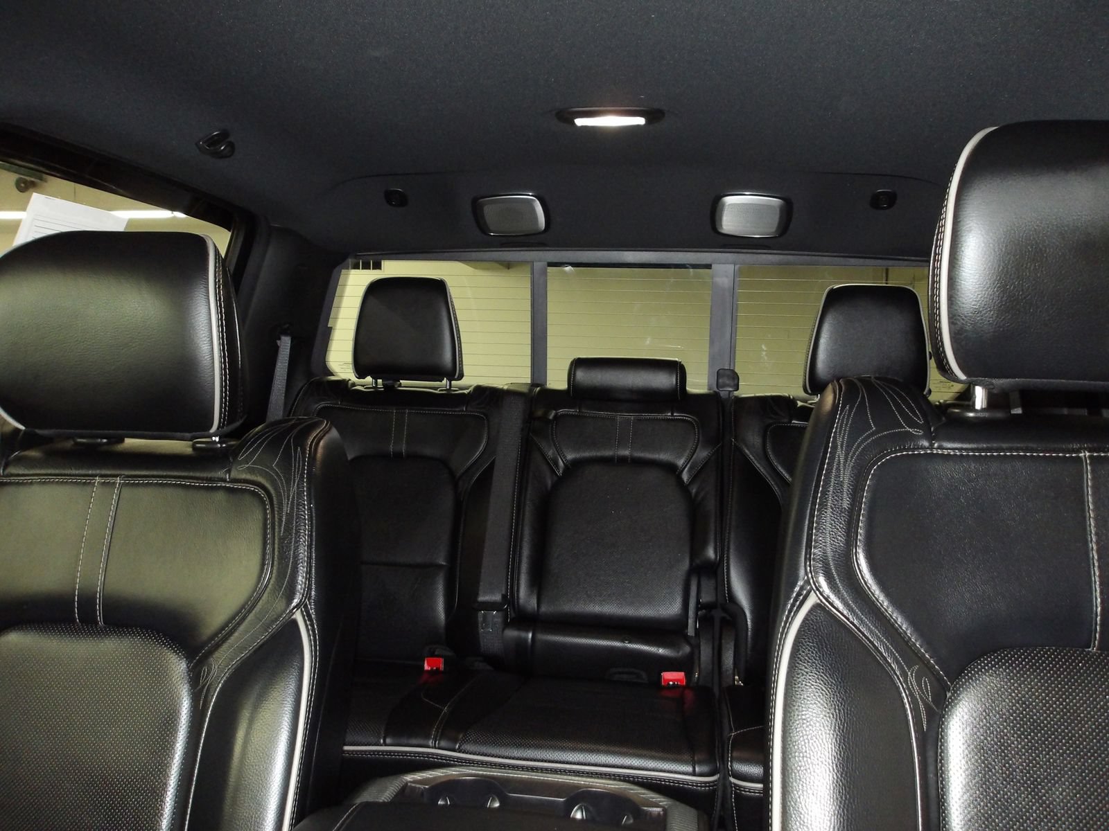 Used 2021 RAM 1500 Limited AWD/4WD image 10