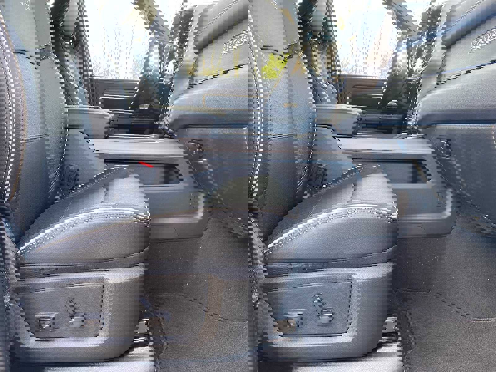 New 2025 RAM 2500 Laramie image 22