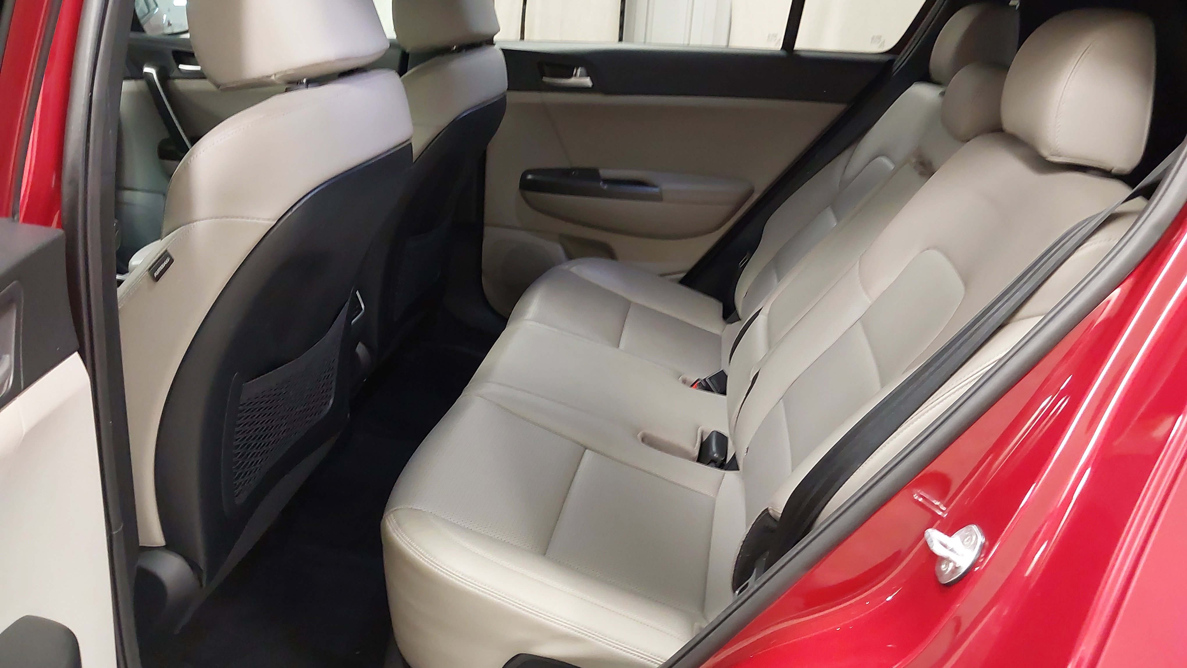 Used 2022 Kia Sportage Nightfall Edition image 38