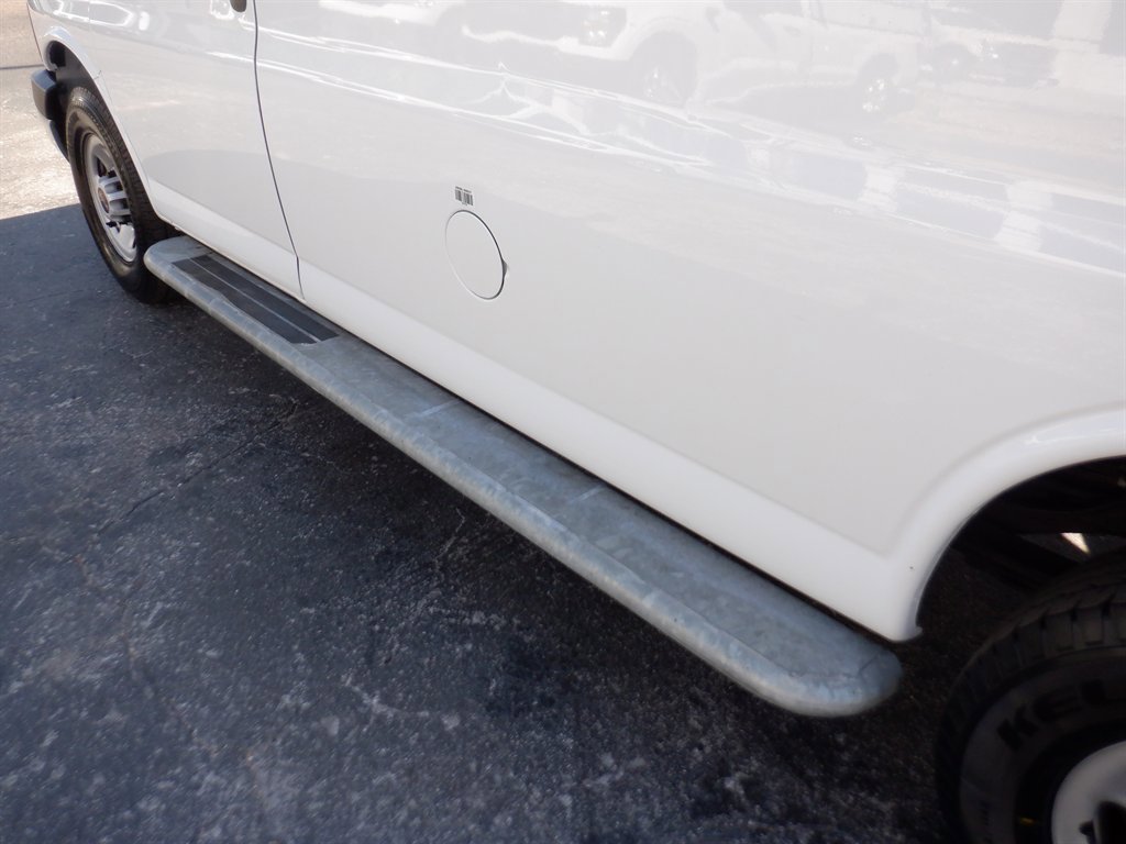 Used 2020 GMC Savana 2500 w/ Driver Convenience Package image 14