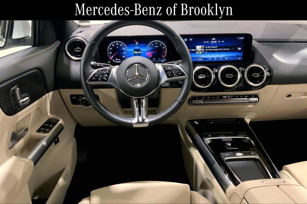Certified 2025 Mercedes-Benz GLA 250 4MATIC image 5