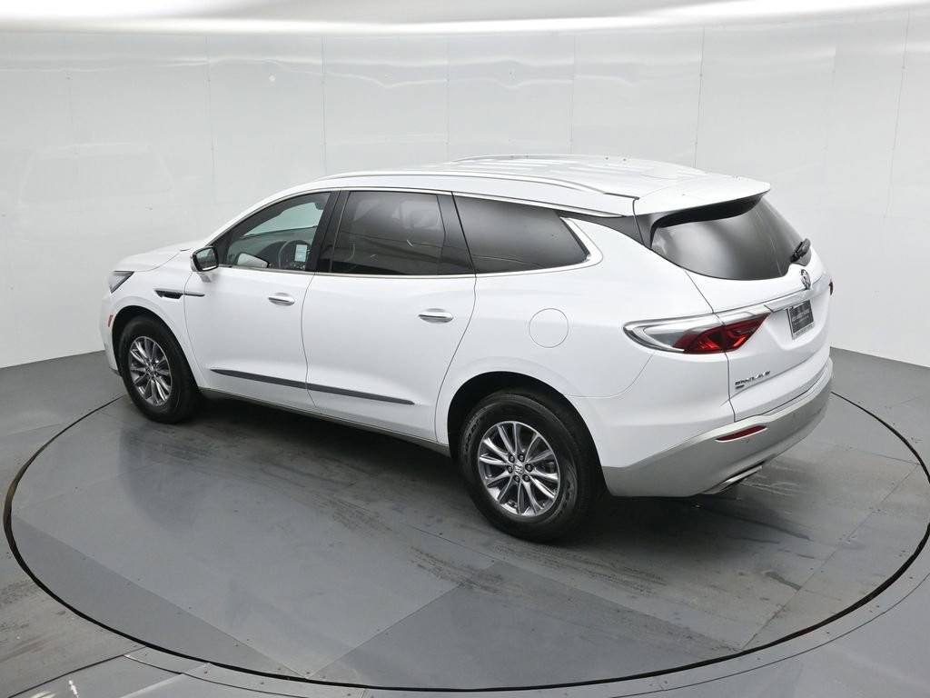 Used 2024 Buick Enclave Premium image 46