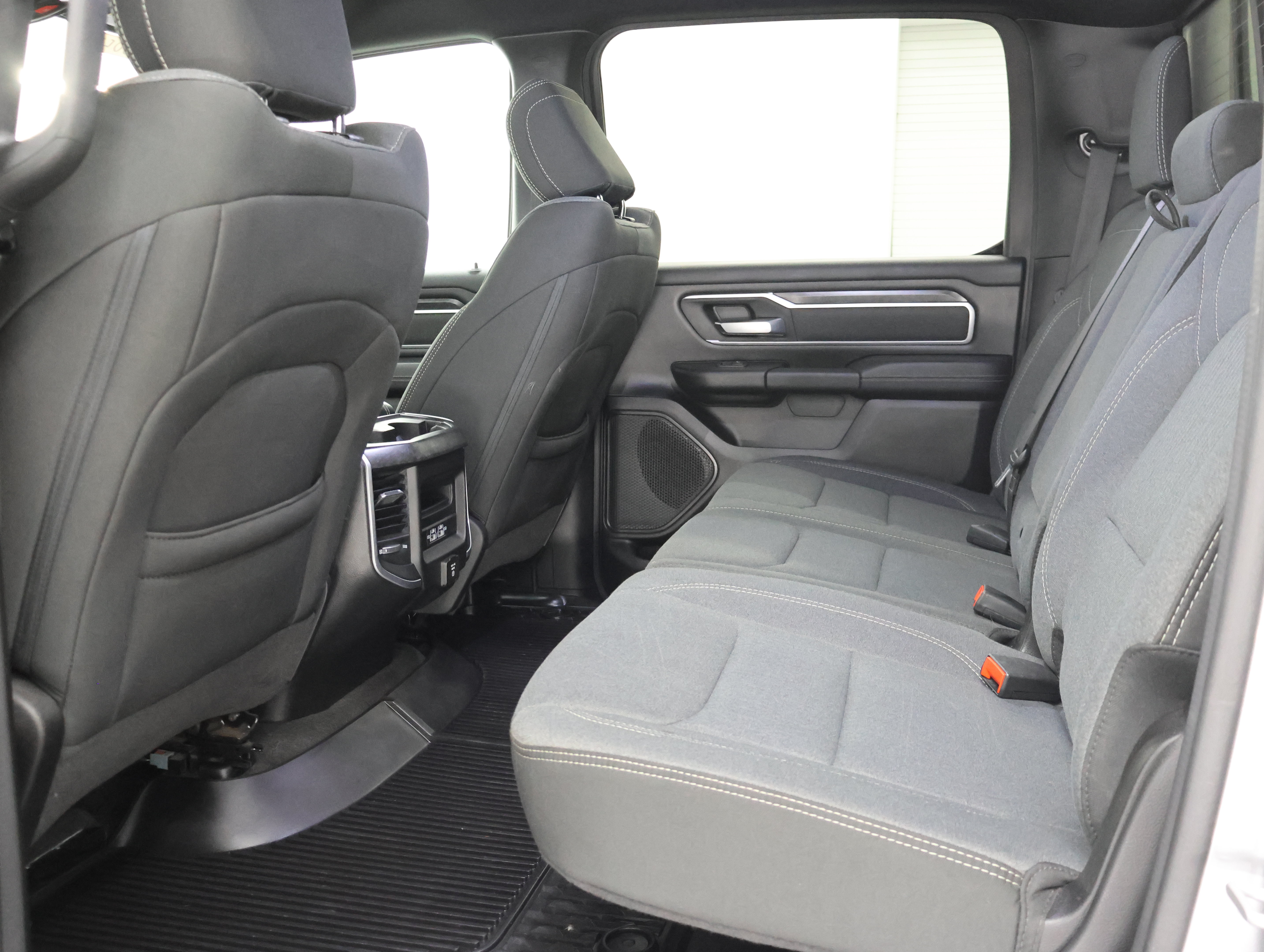 Used 2022 RAM 1500 Big Horn AWD/4WD image 8