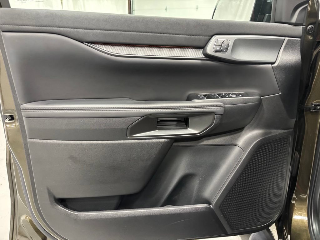 Used 2024 Ford Ranger Raptor AWD/4WD image 8