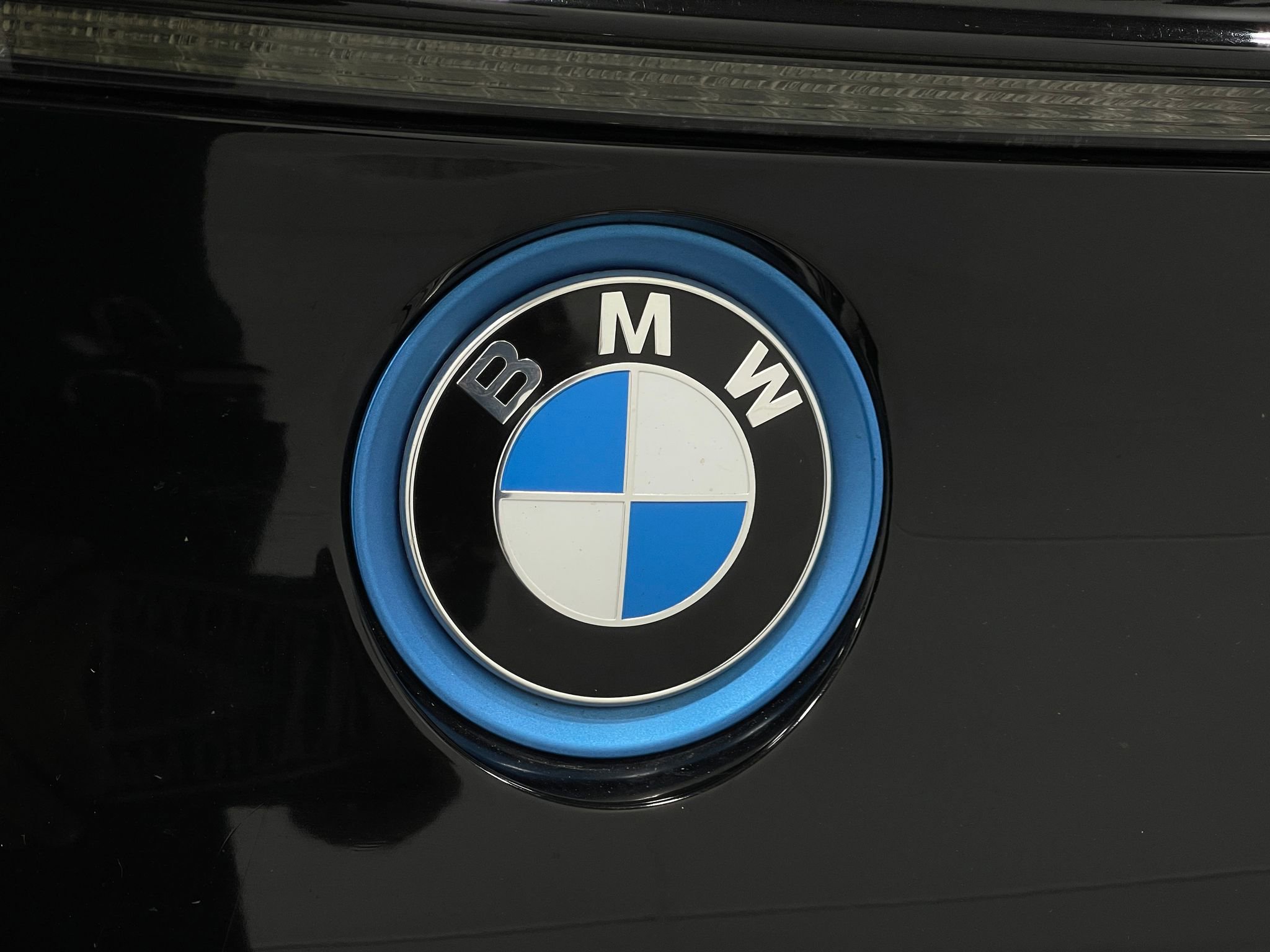 Used 2015 BMW i8 AWD/4WD image 35