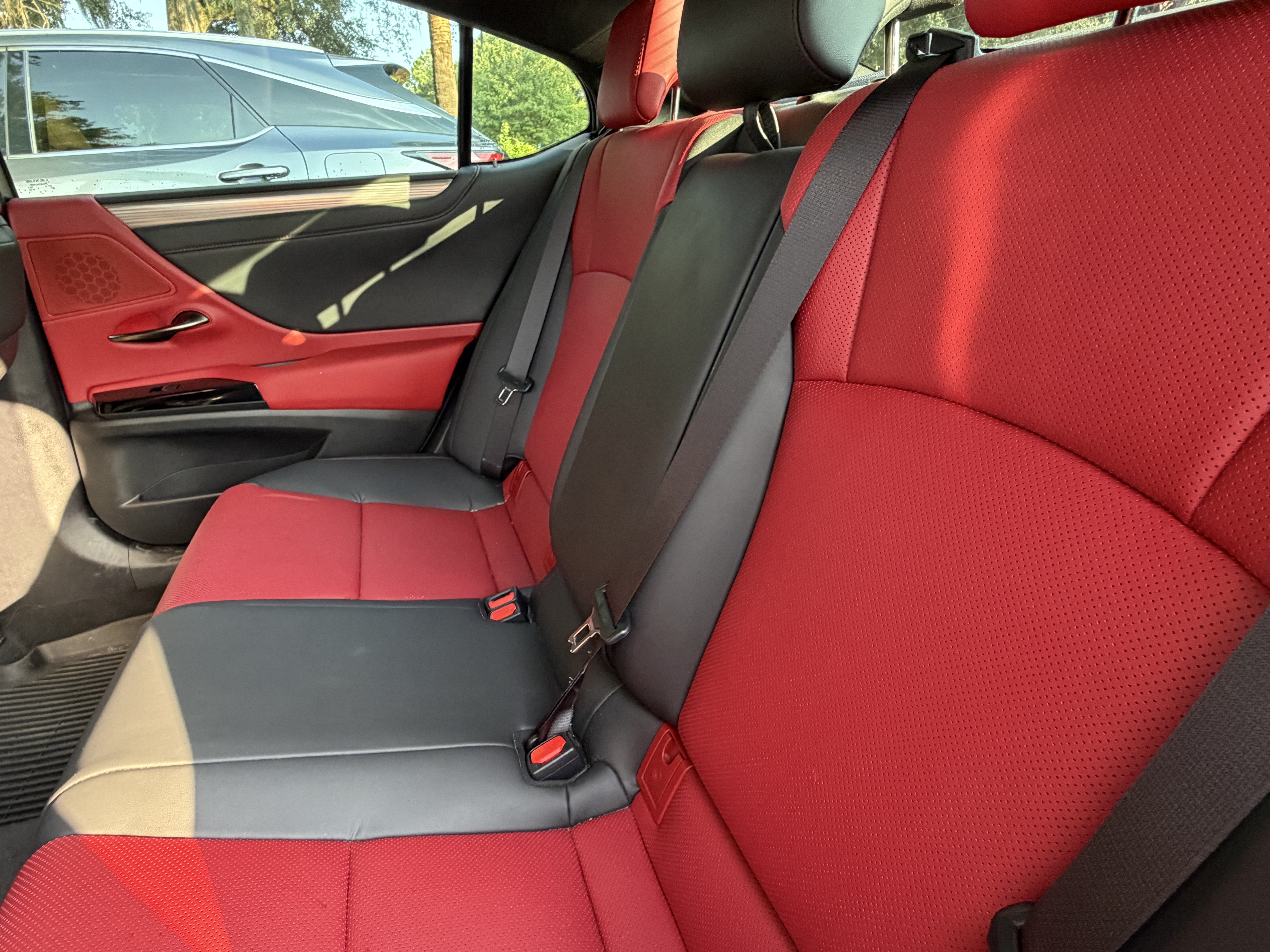 Certified 2025 Lexus ES 350 F Sport FWD image 32