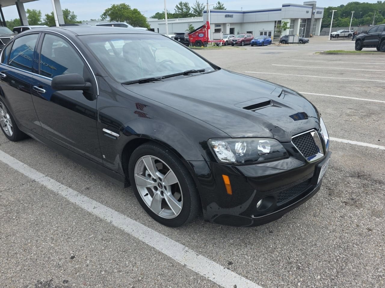 Used 2009 Pontiac G8 GT w/ Premium Package RWD image 2