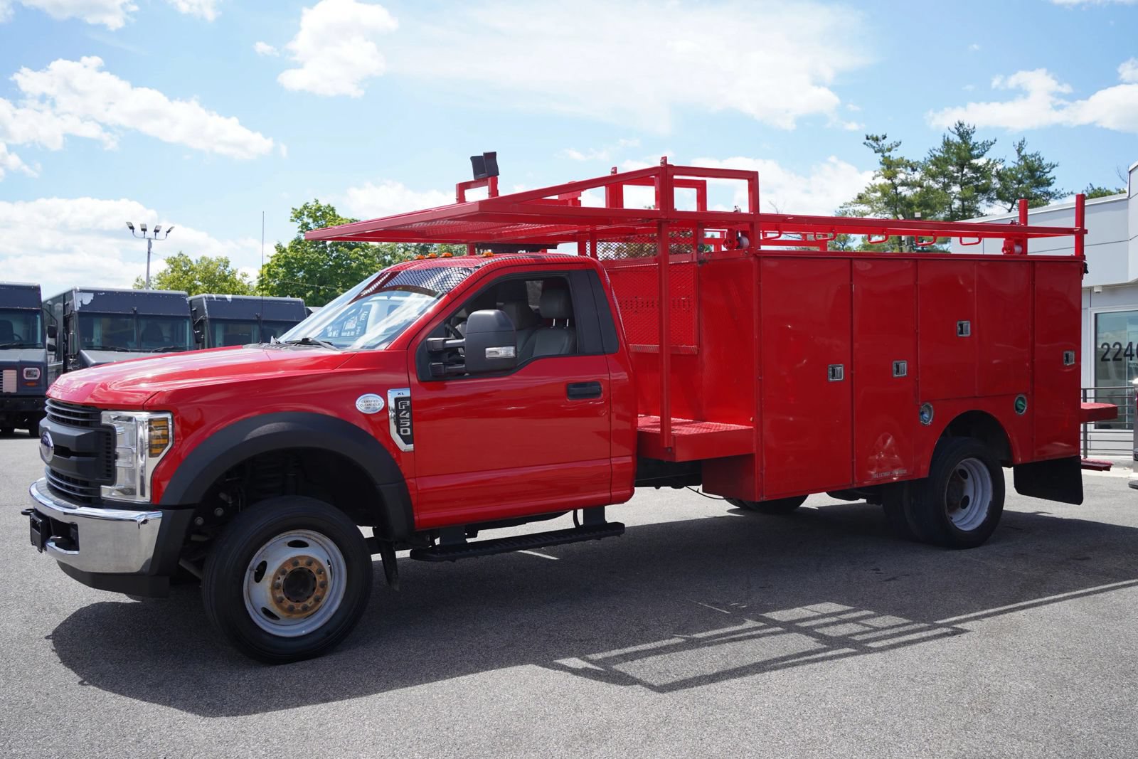 Used 2019 Ford F450 XL w/ XL Value Package RWD image 4
