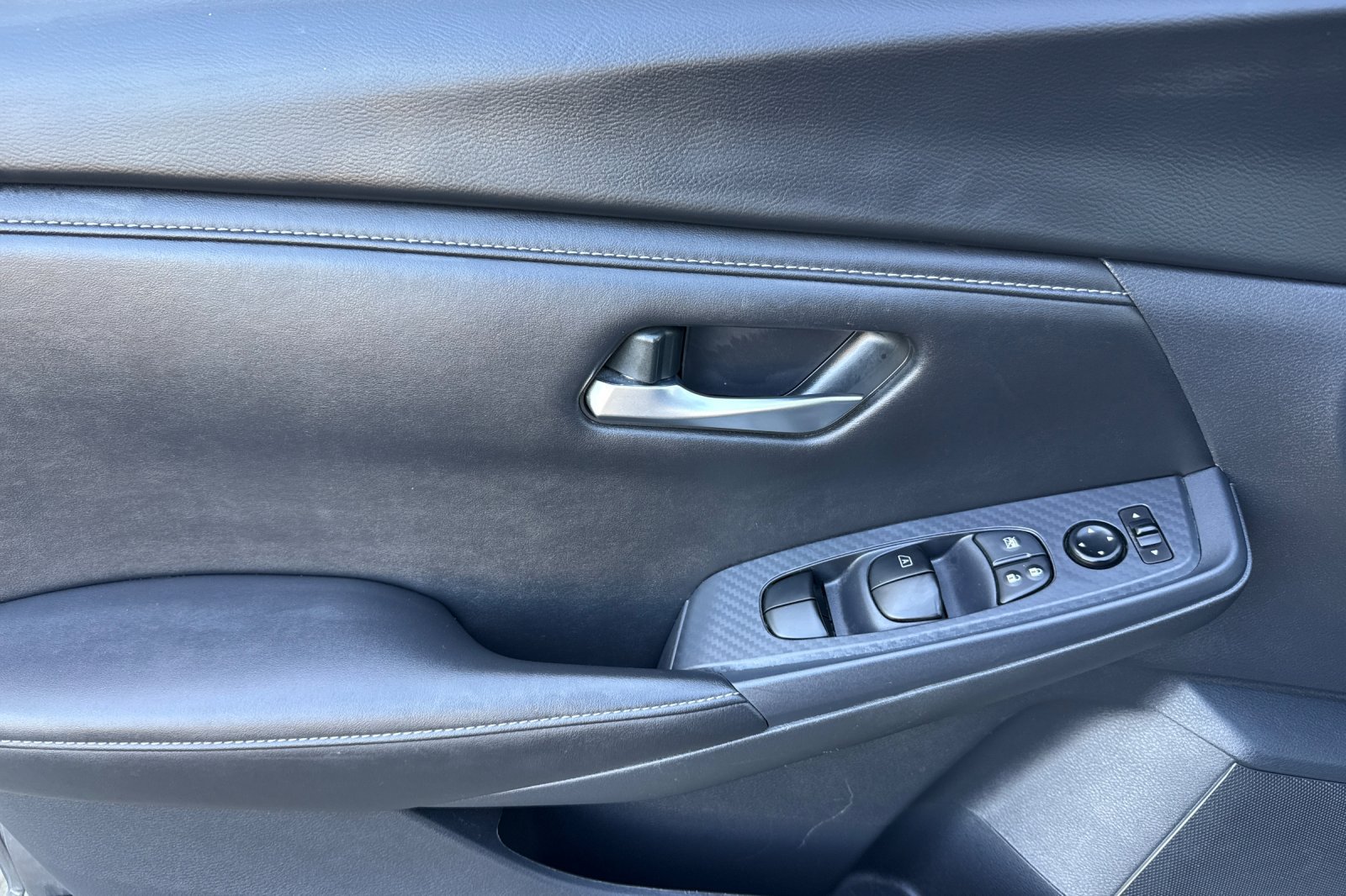 Certified 2024 Nissan Sentra SV FWD image 13