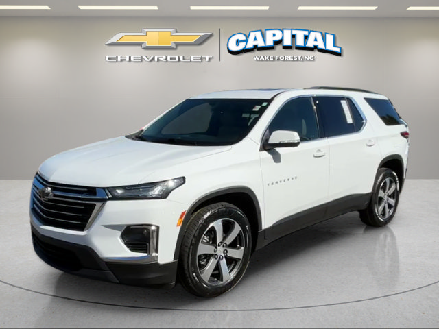 Used 2023 Chevrolet Traverse LT w/ LT Premium Package FWD image 1