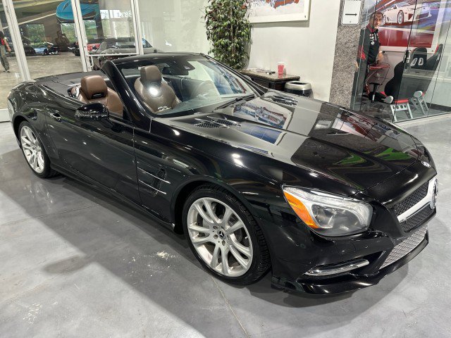 Used 2015 Mercedes-Benz SL 400 w/ Premium I Package image 10
