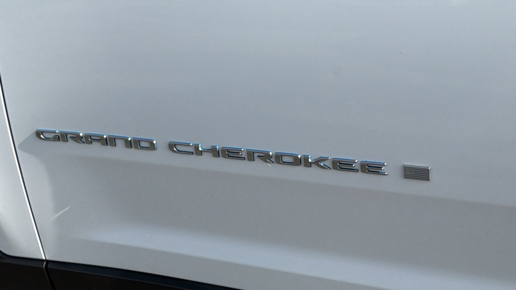 Used 2024 Jeep Grand Cherokee Limited 4xe AWD/4WD image 11