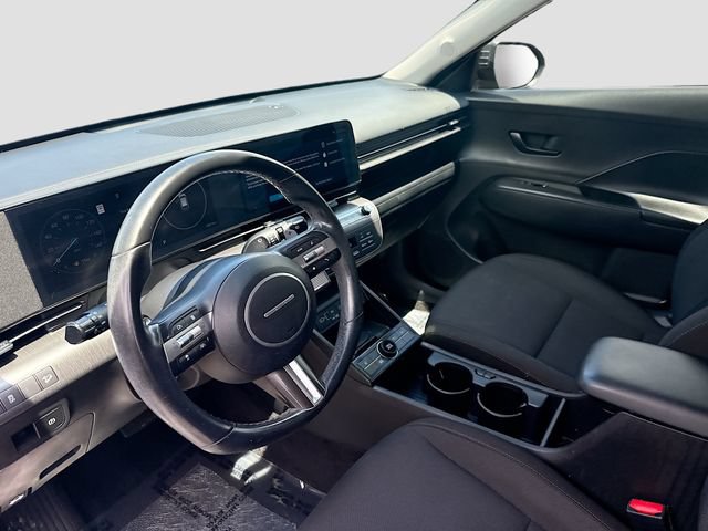 Certified 2024 Hyundai Kona SEL w/ Convenience Package FWD image 9